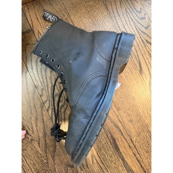 Doc Martens Sz 14 Boots Black Coated Textured Leather Lace-Up Combat 1460 main image 14